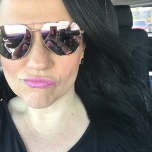 Meet your Posher, Bobbi